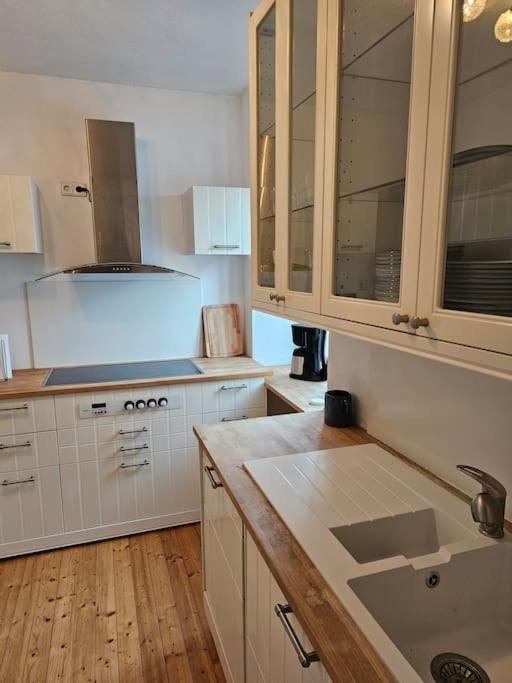 Grosse Private Spa Wellness Ferienwohnung In Koblenz Naehe Zum Rhein Buitenkant foto
