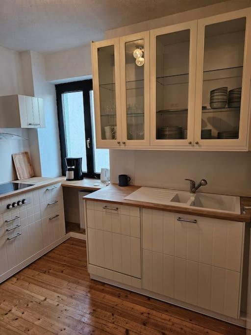 Grosse Private Spa Wellness Ferienwohnung In Koblenz Naehe Zum Rhein Buitenkant foto
