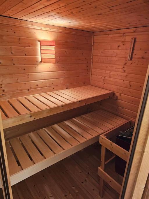 Grosse Private Spa Wellness Ferienwohnung In Koblenz Naehe Zum Rhein Buitenkant foto